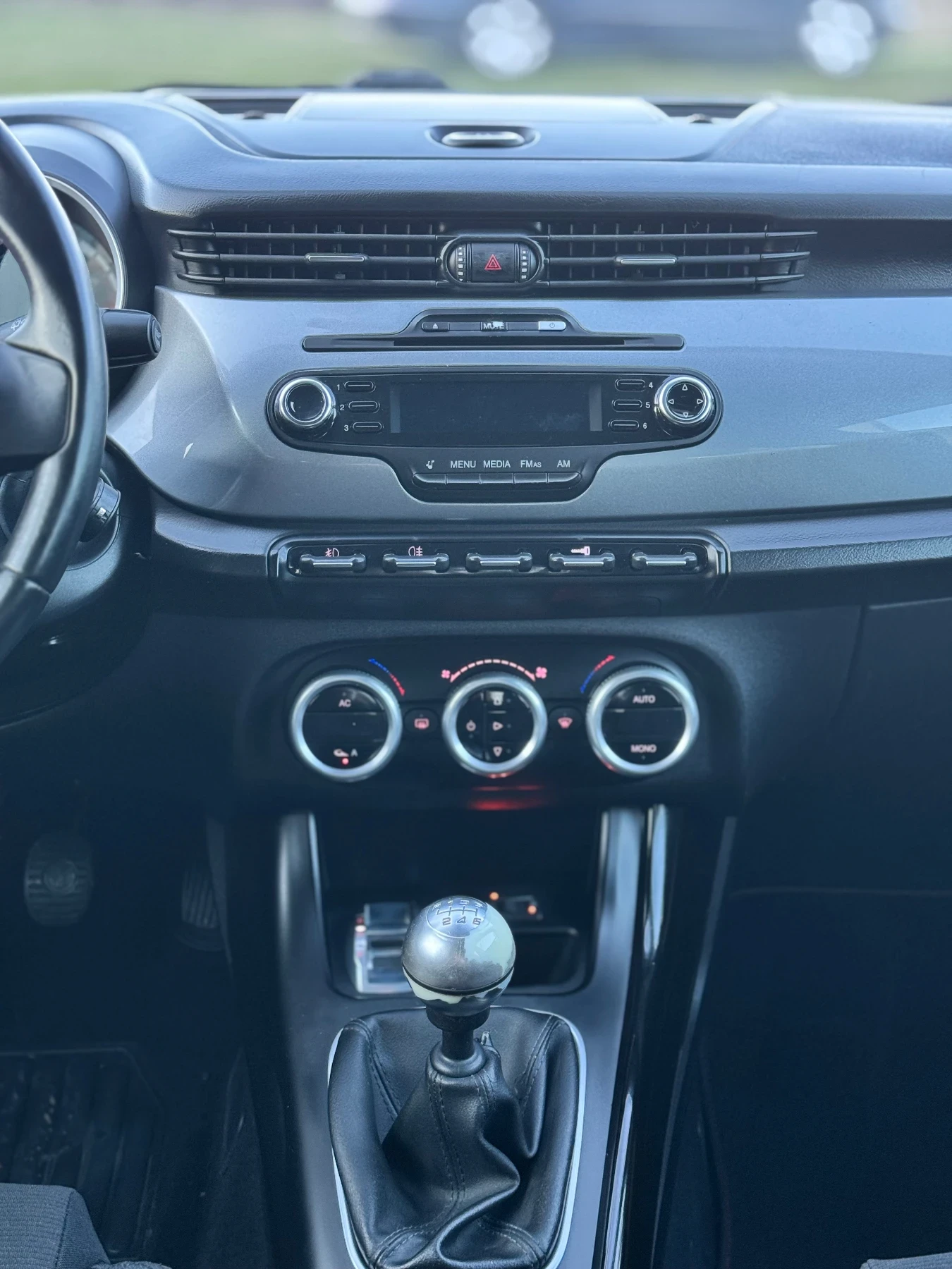 Alfa Romeo Giulietta 1.4T~120hp~LPG! | Mobile.bg   11