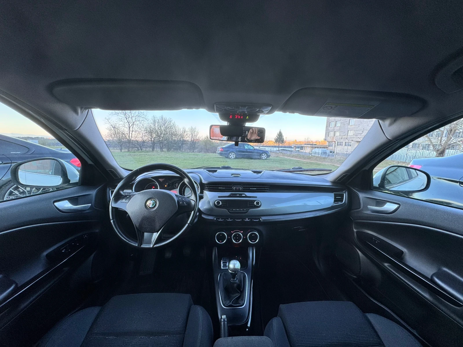 Alfa Romeo Giulietta 1.4T~120hp~LPG! | Mobile.bg   13