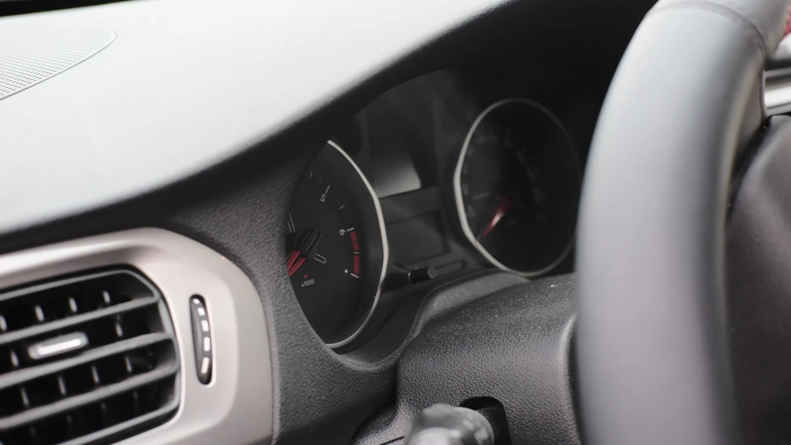 Citroen C-Elysee 1.6 Бензин/газ - изображение 9