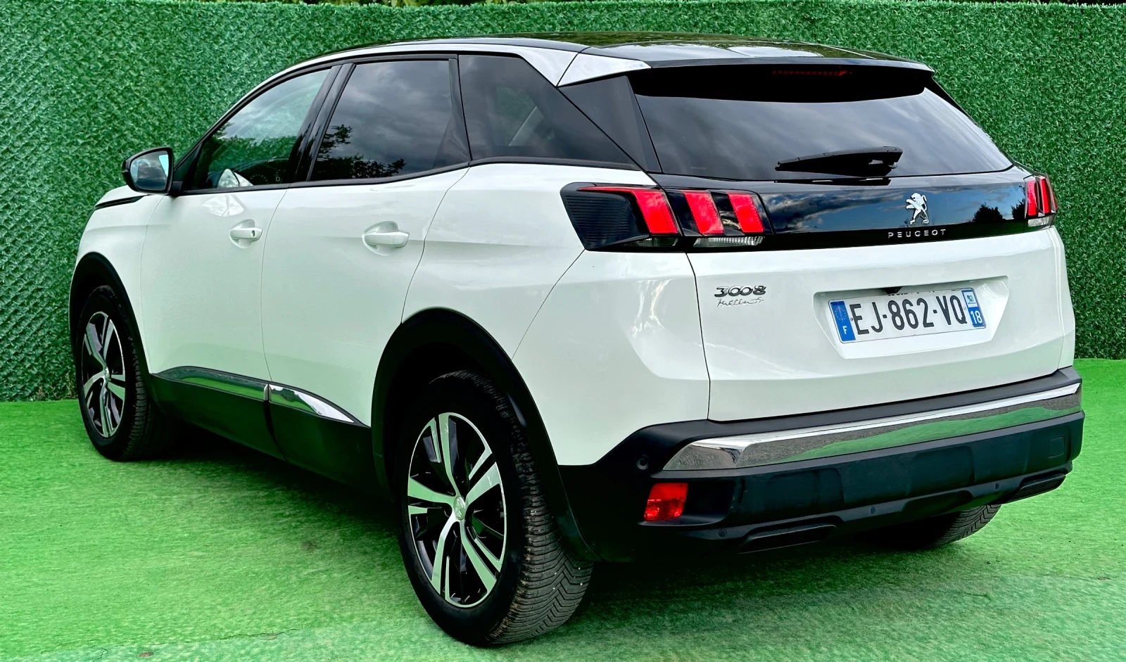 Peugeot 3008 ALLURE / KEULESS / KAMERA / NAVI / 1.6 HDI 120 ks - изображение 6