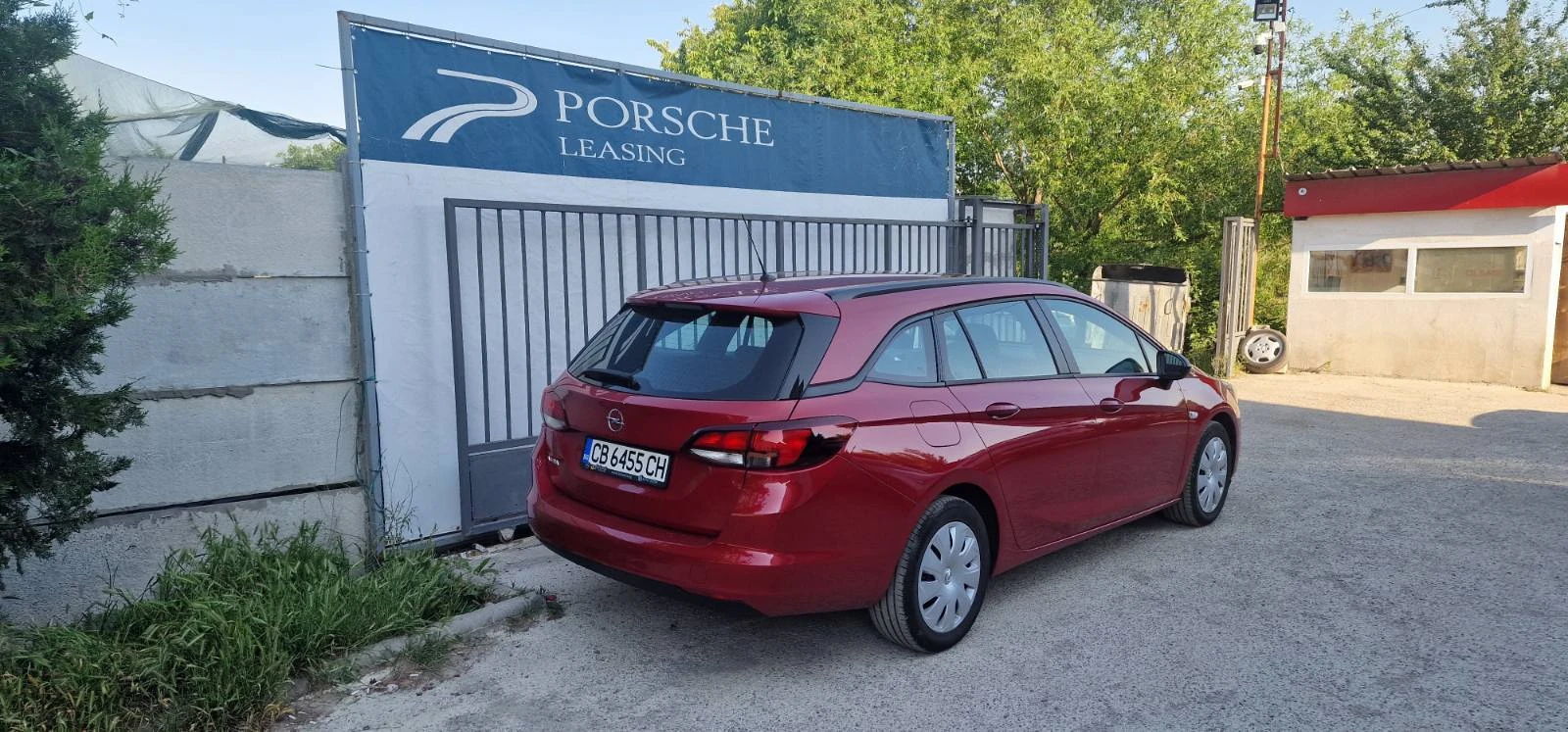 Opel Astra Sport Tourer 1.5 TDI - изображение 6