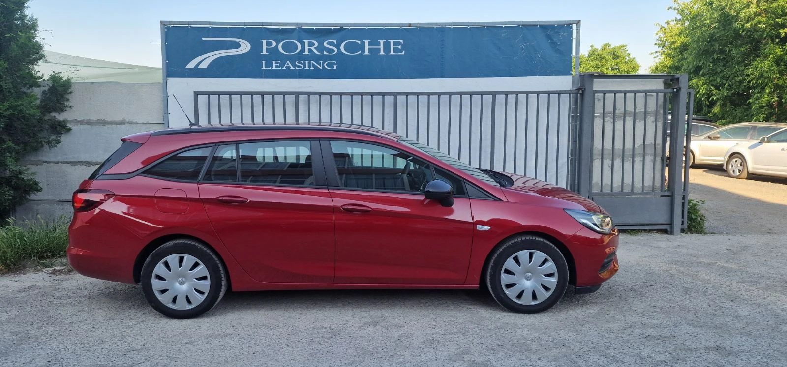 Opel Astra Sport Tourer 1.5 TDI - изображение 5