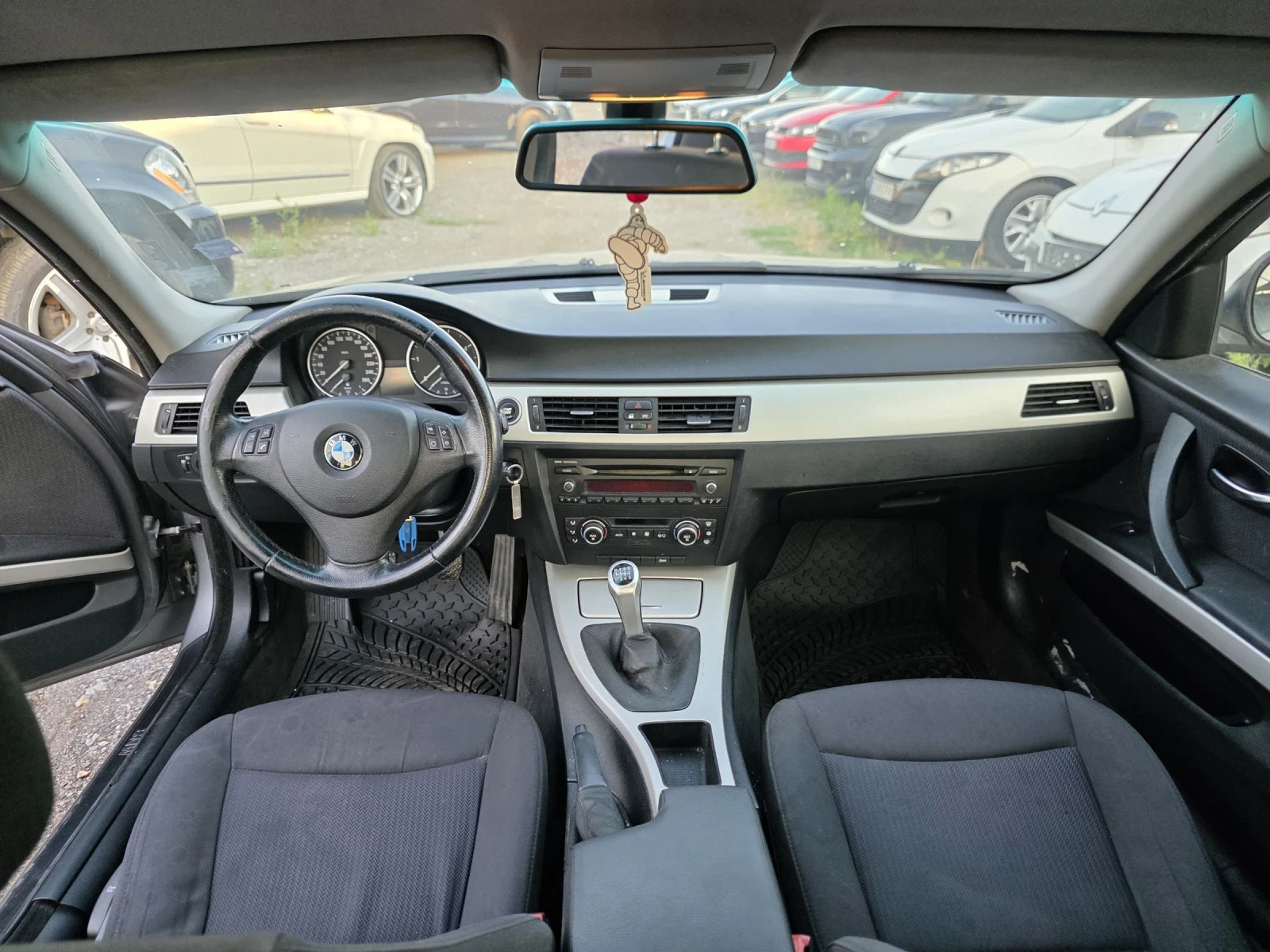 BMW 320  - изображение 7