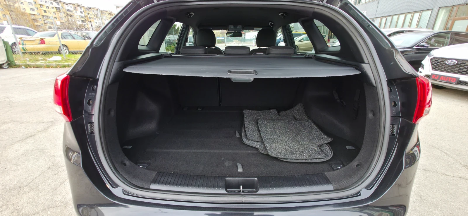 Kia Ceed 1.6 CRDI 100k.c * GT LINE * EURO 6B  | Mobile.bg   14