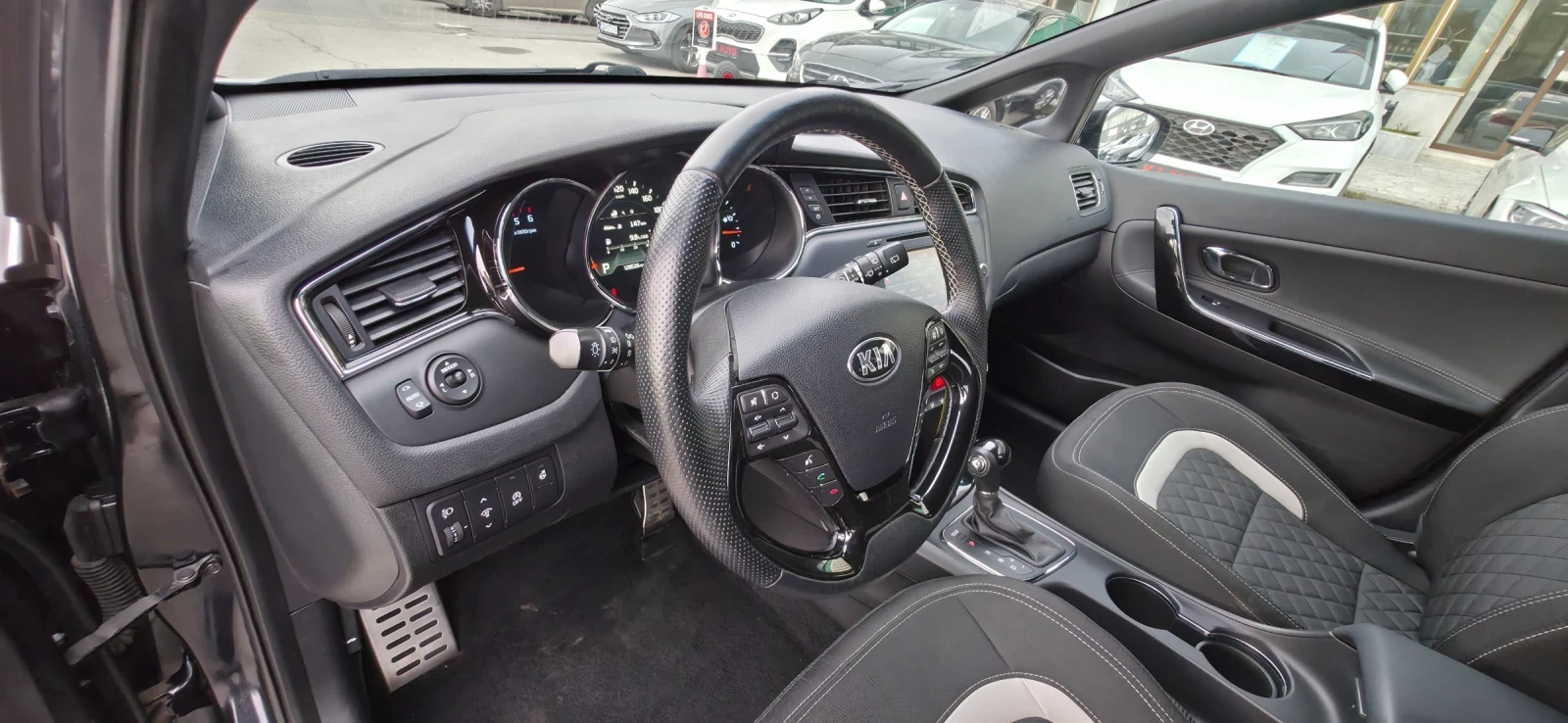 Kia Ceed 1.6 CRDI 100k.c * GT LINE * EURO 6B  - изображение 9