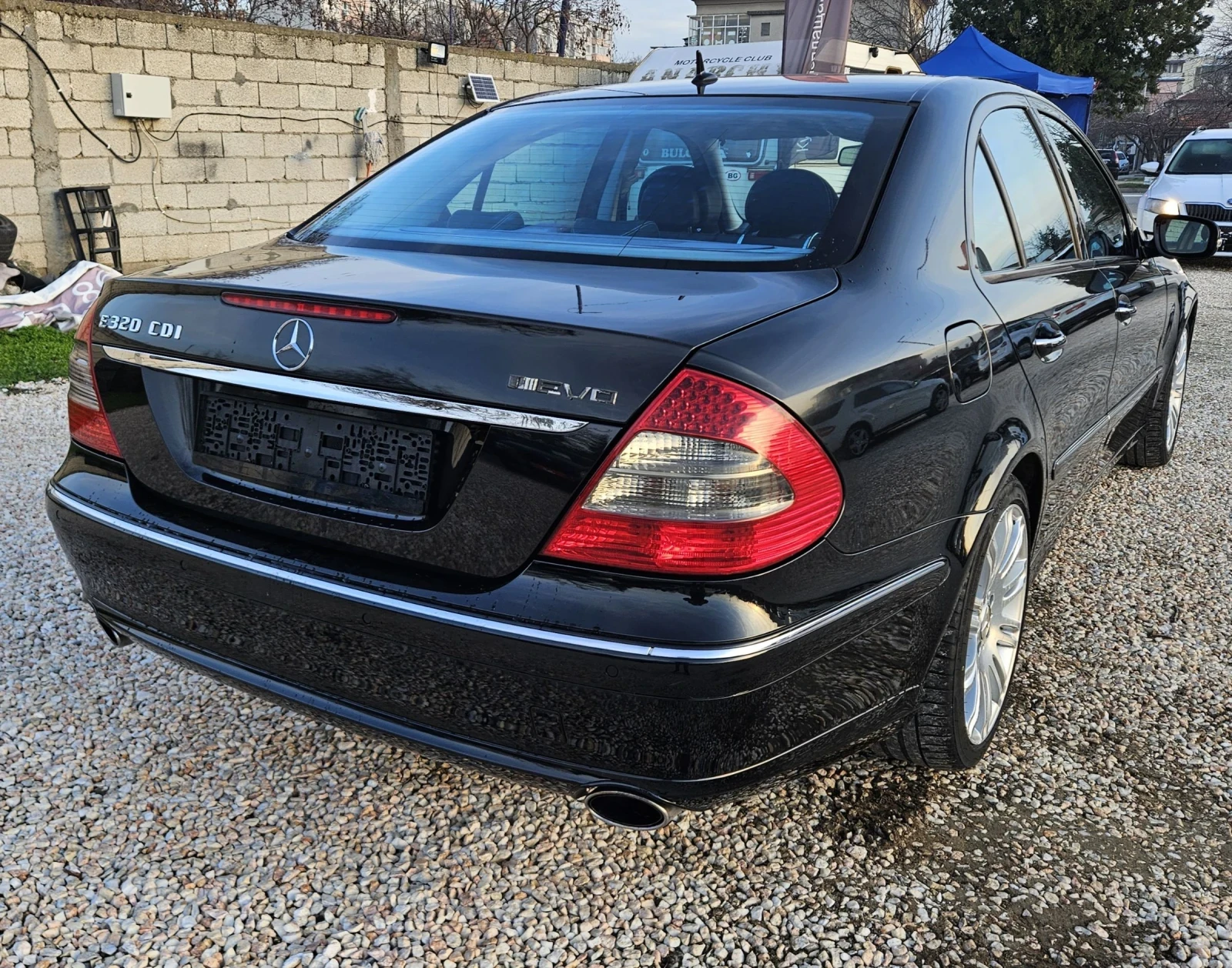 Mercedes-Benz E 320 EVOLUTION  - изображение 5