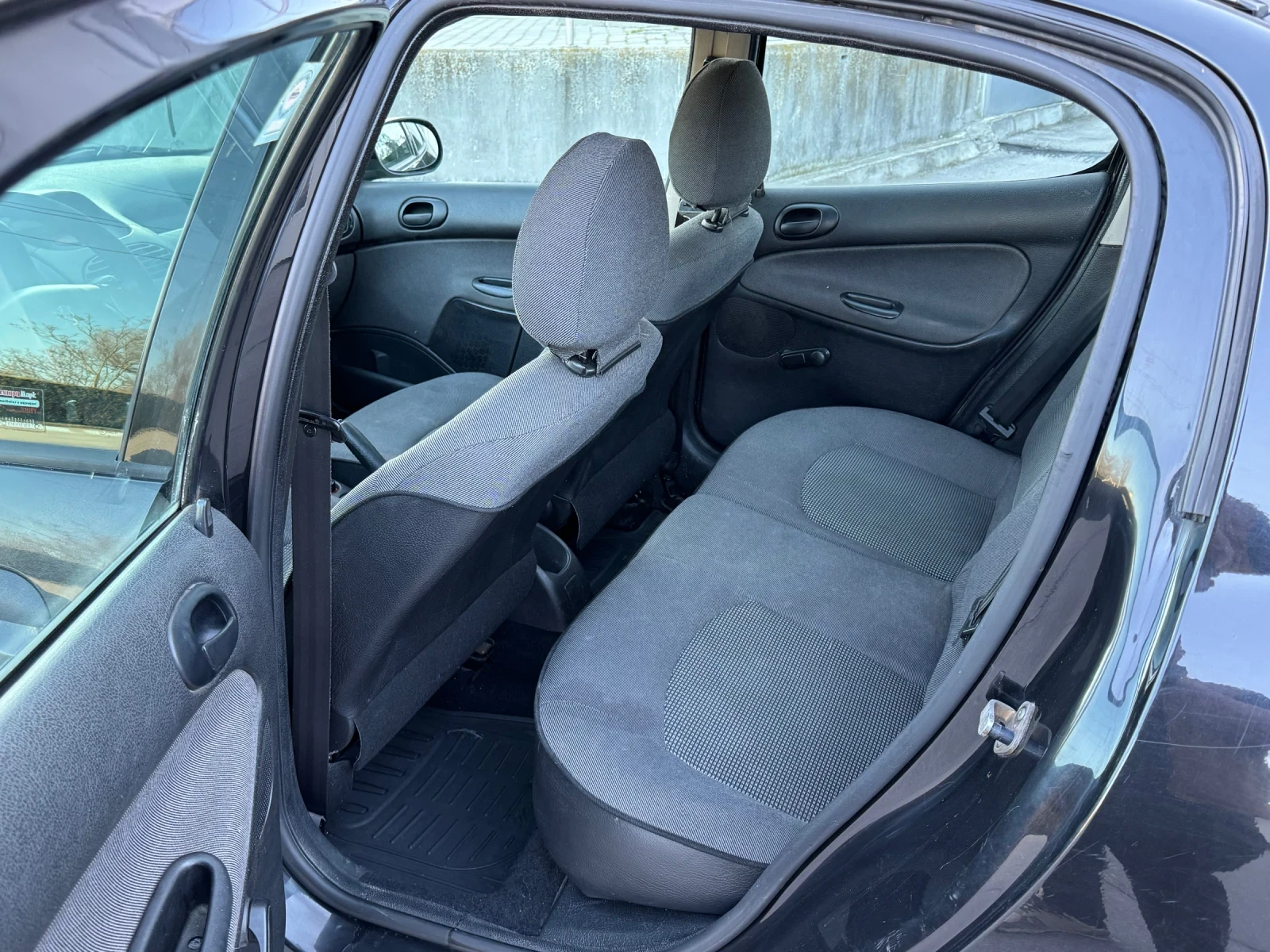 Peugeot 206 ГАЗ-ИНЖ!, снимка 9 - Автомобили и джипове - 53852144