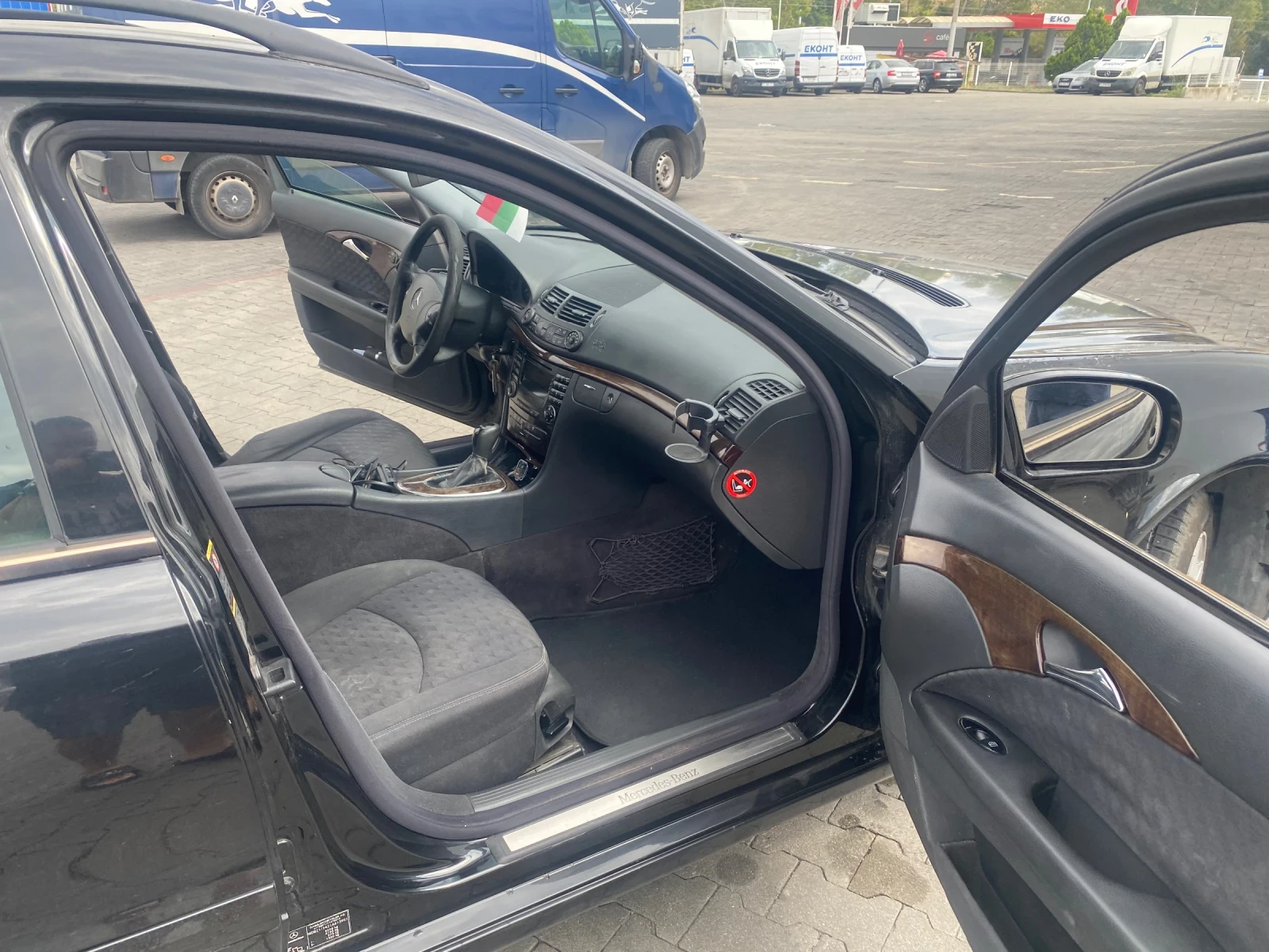 Mercedes-Benz E 200 | Mobile.bg � ����������� 13