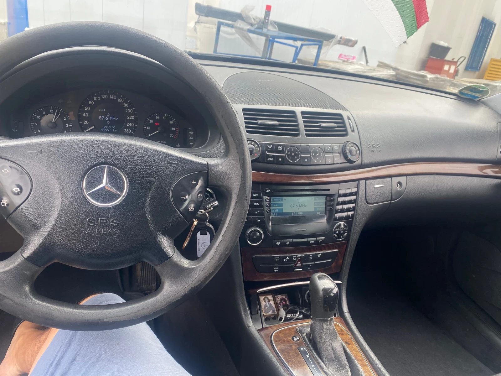 Mercedes-Benz E 200 | Mobile.bg � ����������� 10