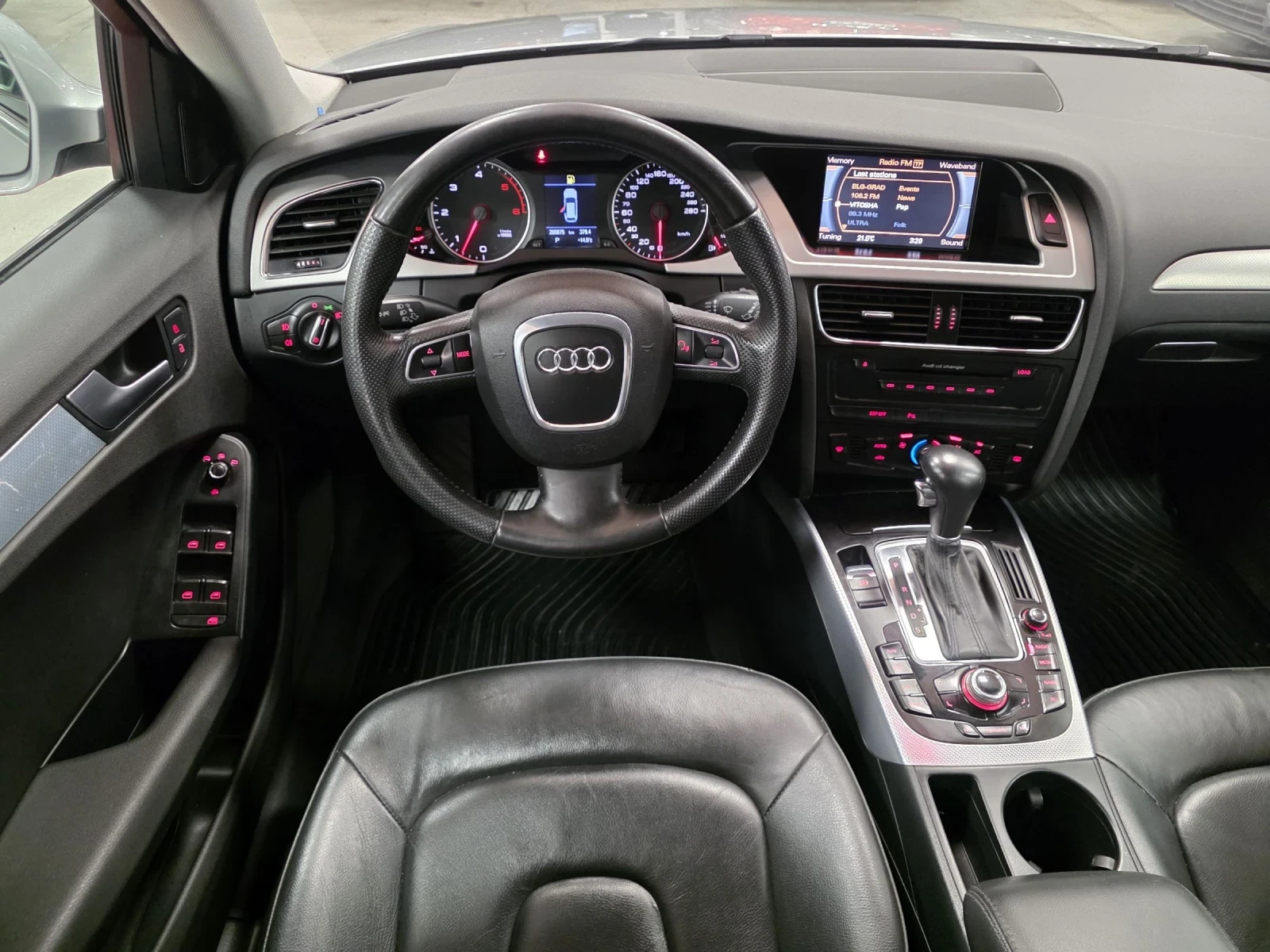 Audi A4 Avant | 2.7TDI Auto | Като ново | Пълна история, снимка 8 - Автомобили и джипове - 54139977