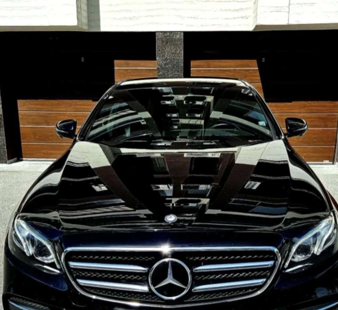 Mercedes-Benz E 220 AMG Line* Реал.км* Head-UPдисплей, снимка 2 - Автомобили и джипове - 55040663