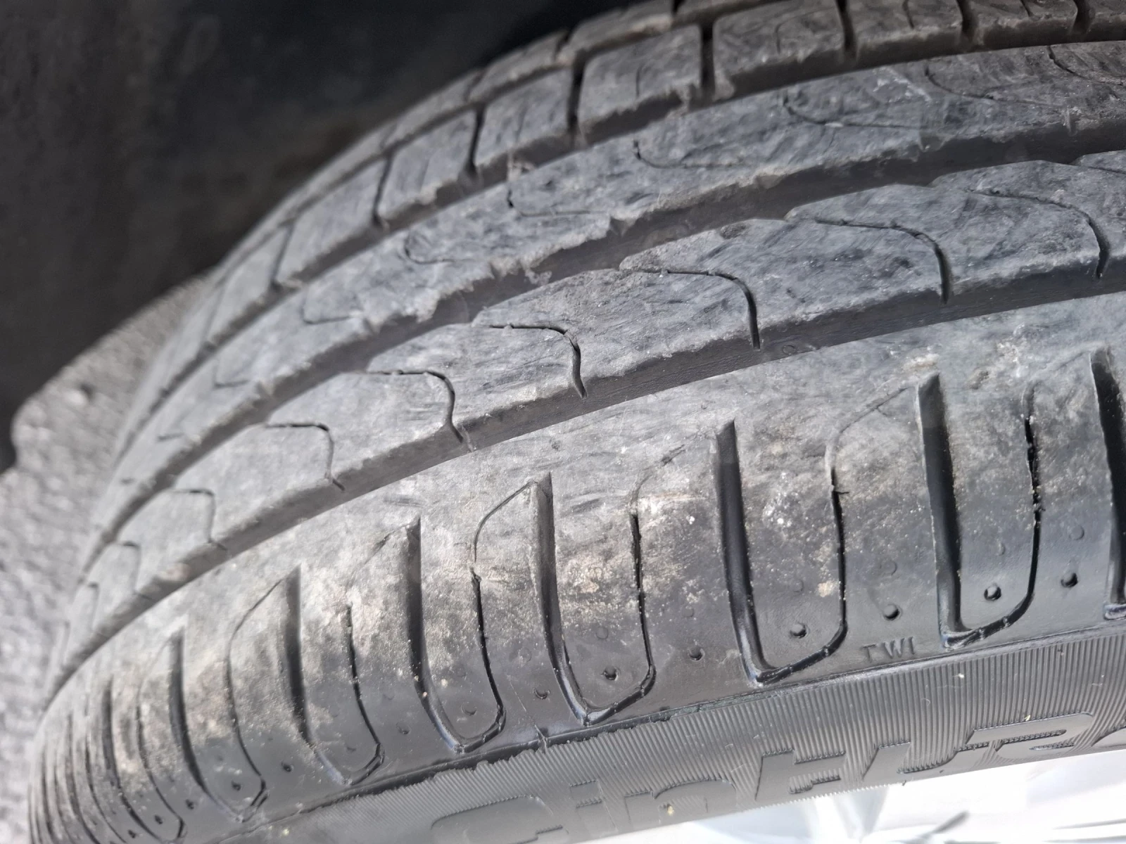 VW Golf 1, 6TDI-110ps-Euro 6, снимка 13 - Автомобили и джипове - 54703403