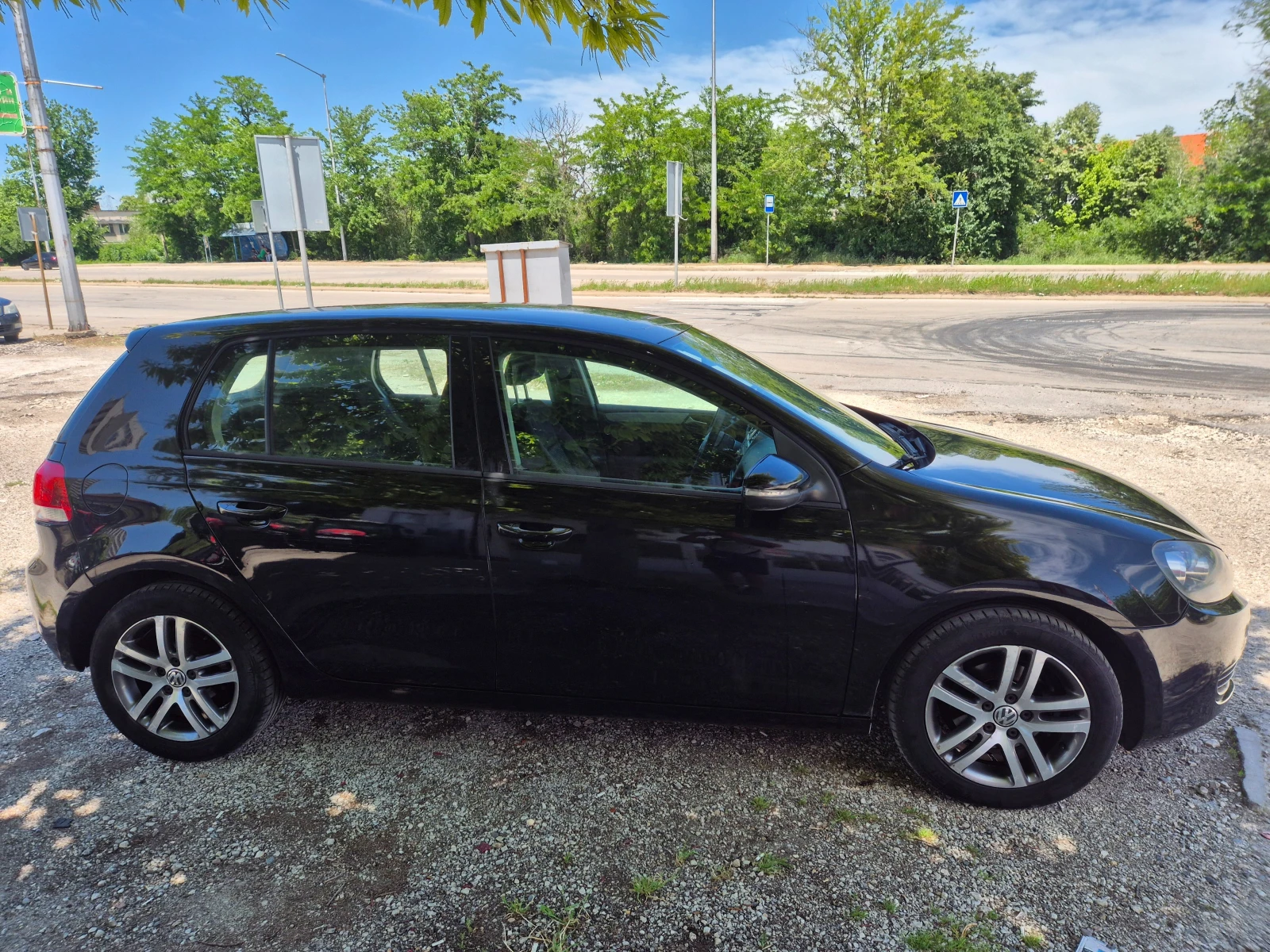 VW Golf 1.4I, 80k.s, снимка 4 - Автомобили и джипове - 54738218