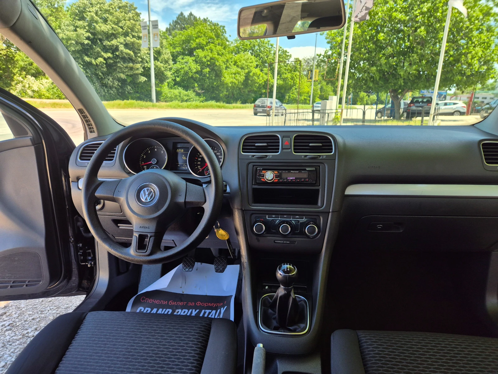 VW Golf 1.4I, 80k.s, снимка 13 - Автомобили и джипове - 54738218