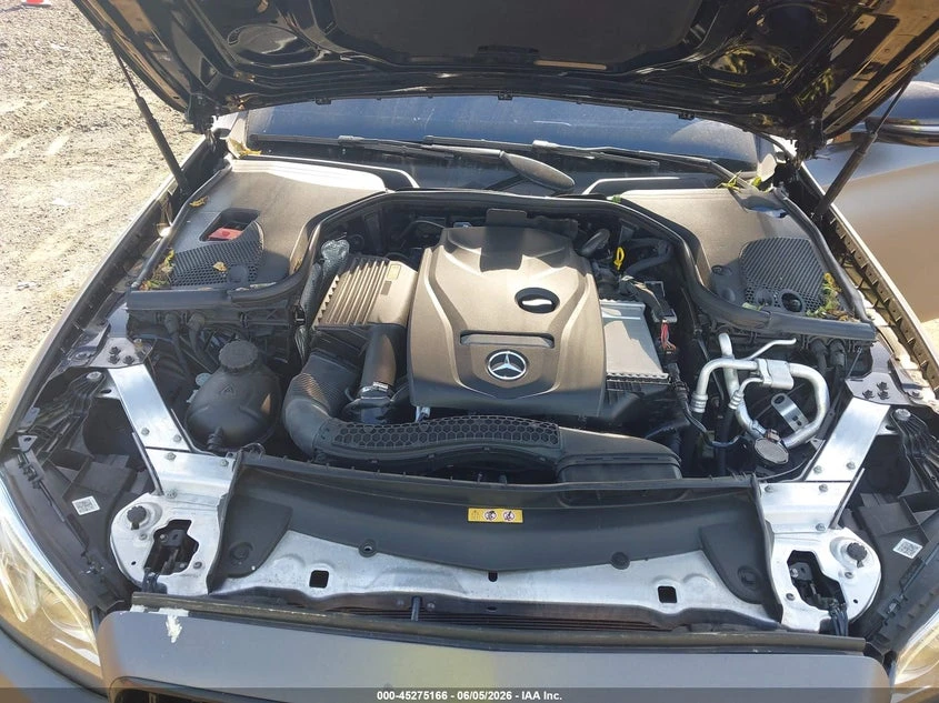 Mercedes-Benz E 300 2.0l 4Matic, снимка 10 - Автомобили и джипове - 54974439