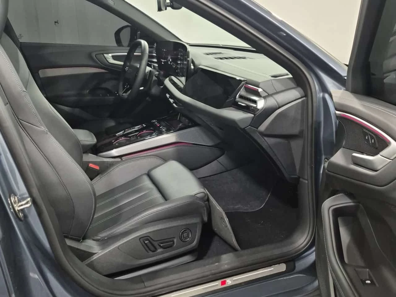 Audi A5 /АВТОКРЕДИТ/CARFAX, снимка 17 - Автомобили и джипове - 55269320
