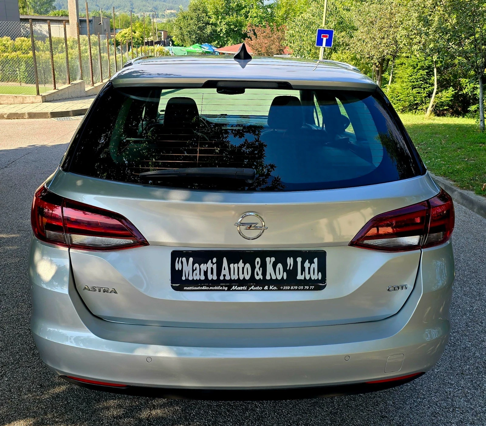 Opel Astra Sports Tourer 1.6 CDTI Автоматик , Дистроник !!!, снимка 7 - Автомобили и джипове - 55444768