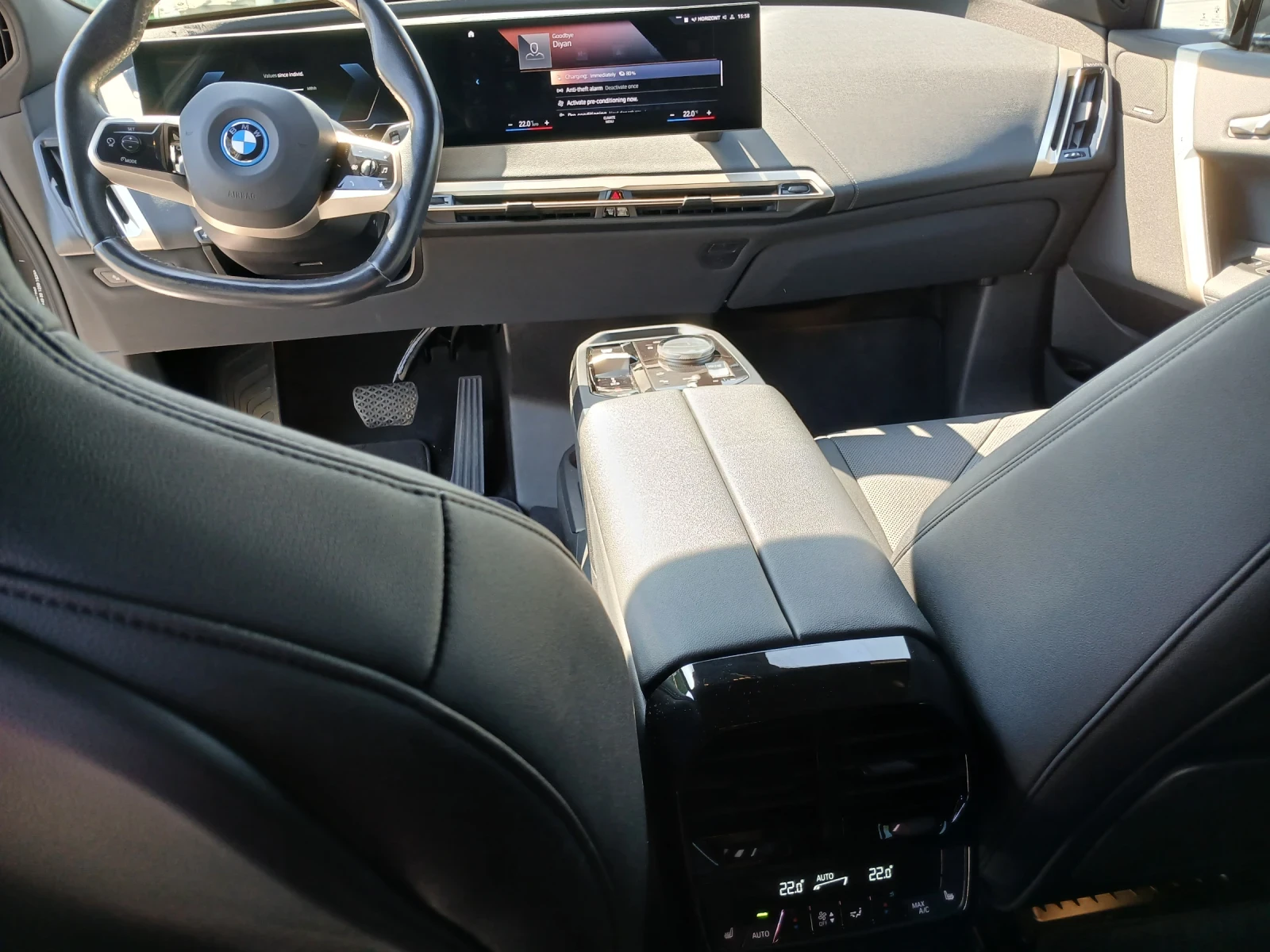 BMW iX Xdrive40, снимка 15 - Автомобили и джипове - 55664355