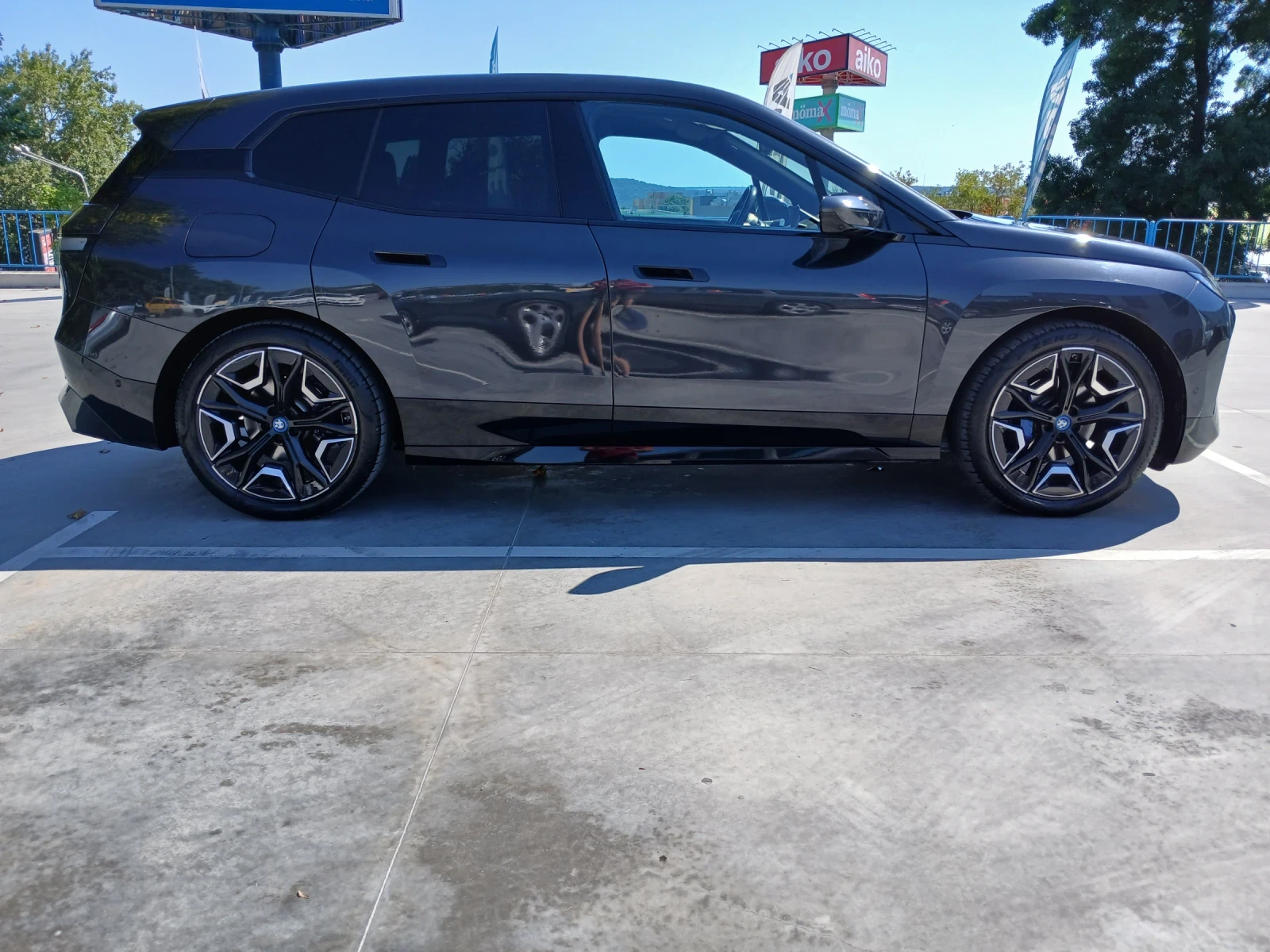 BMW iX Xdrive40, снимка 6 - Автомобили и джипове - 55664355