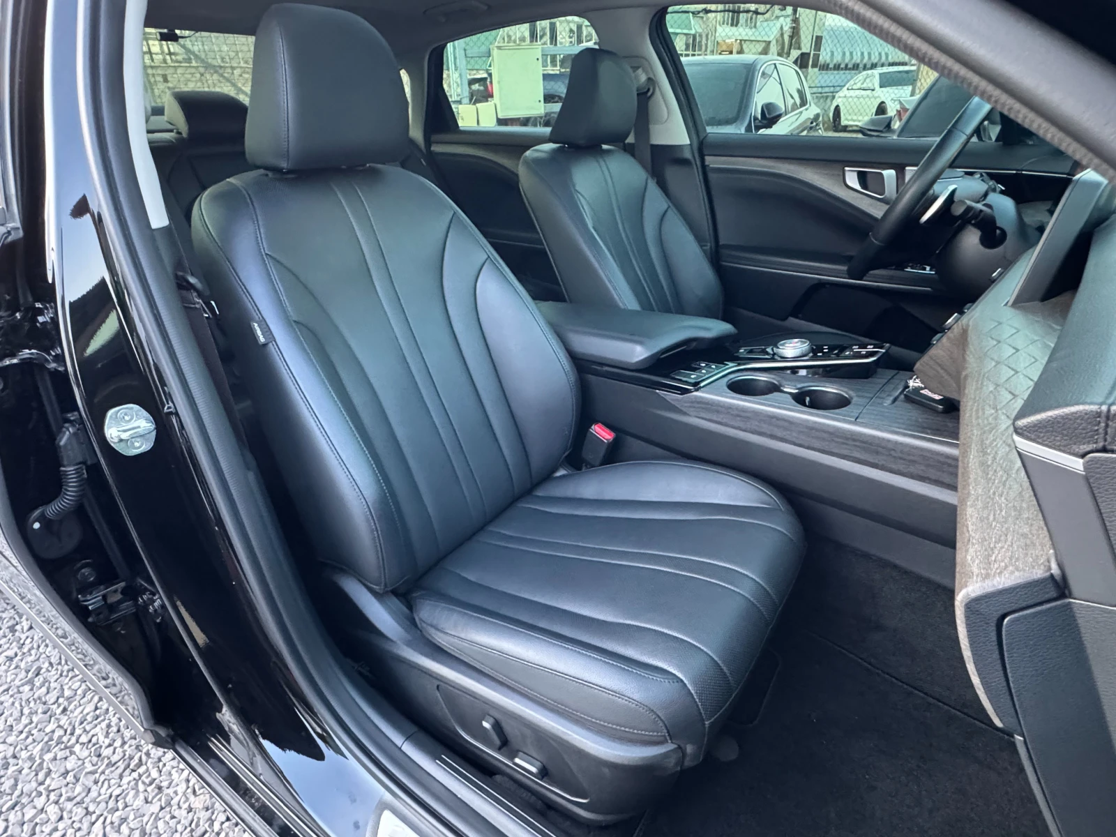 Kia K8 3.5 LPG ! 2WD ! Trendy !, снимка 10 - Автомобили и джипове - 55727566