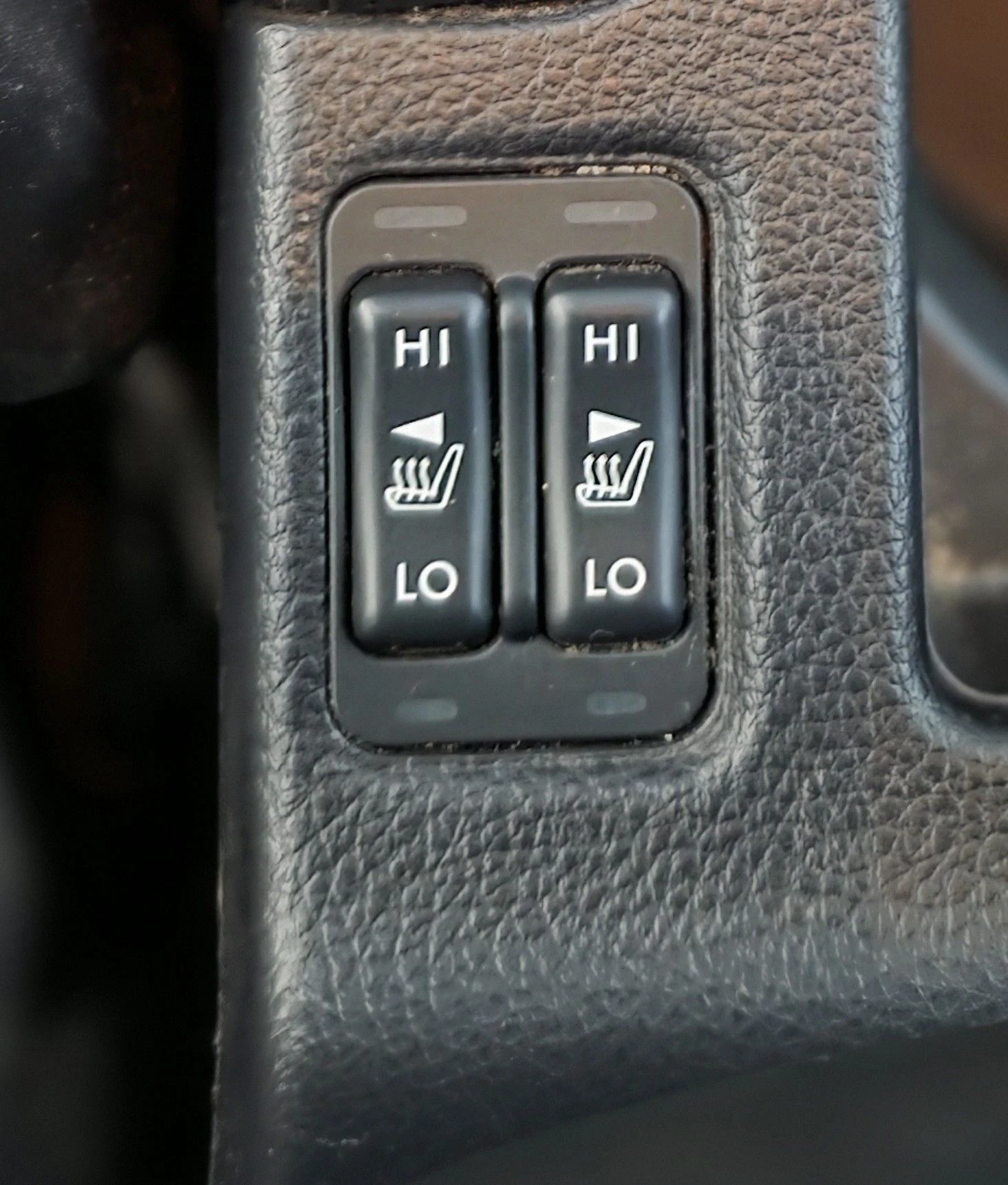 Subaru XV Executive 2.0i Автомат/Ксенон/Keyless/Нави/Кожа , снимка 16 - Автомобили и джипове - 56103465