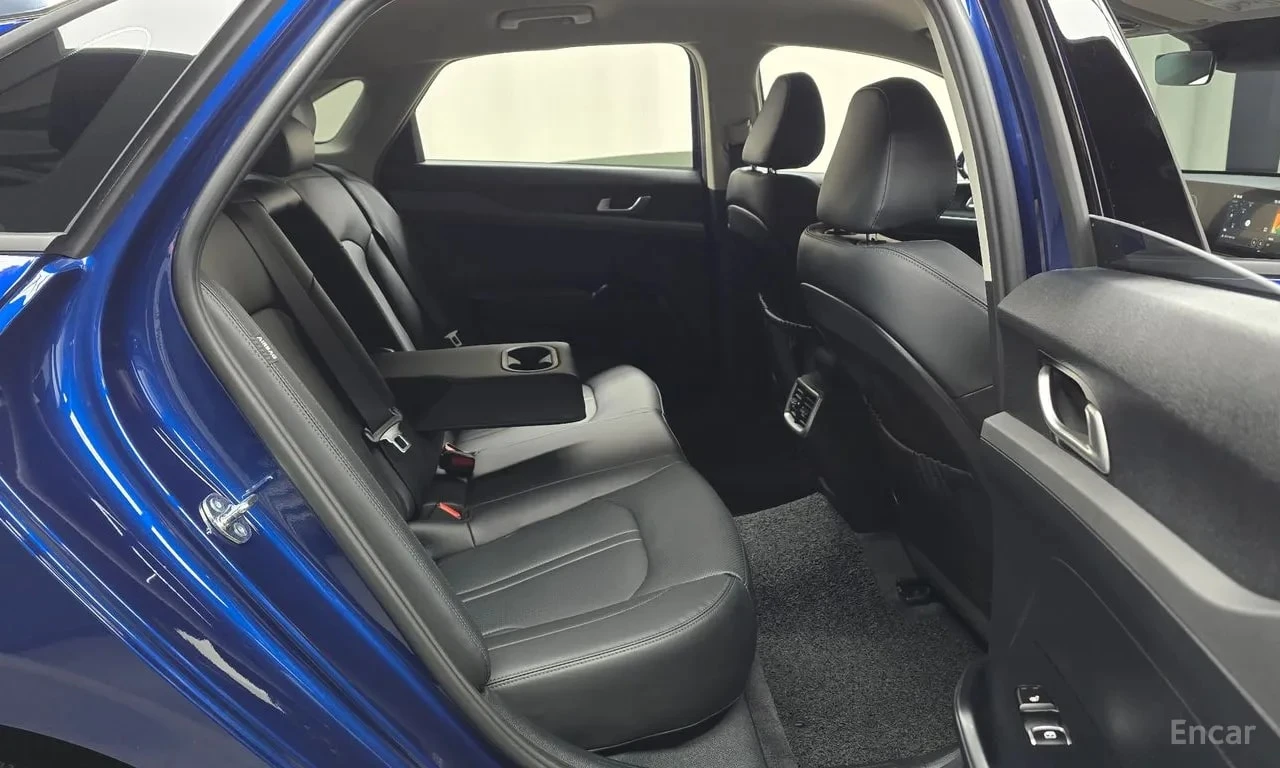 Kia K5 * 1.6 Turbo * ЦЕНА ДО БГ, снимка 14 - Автомобили и джипове - 56129487