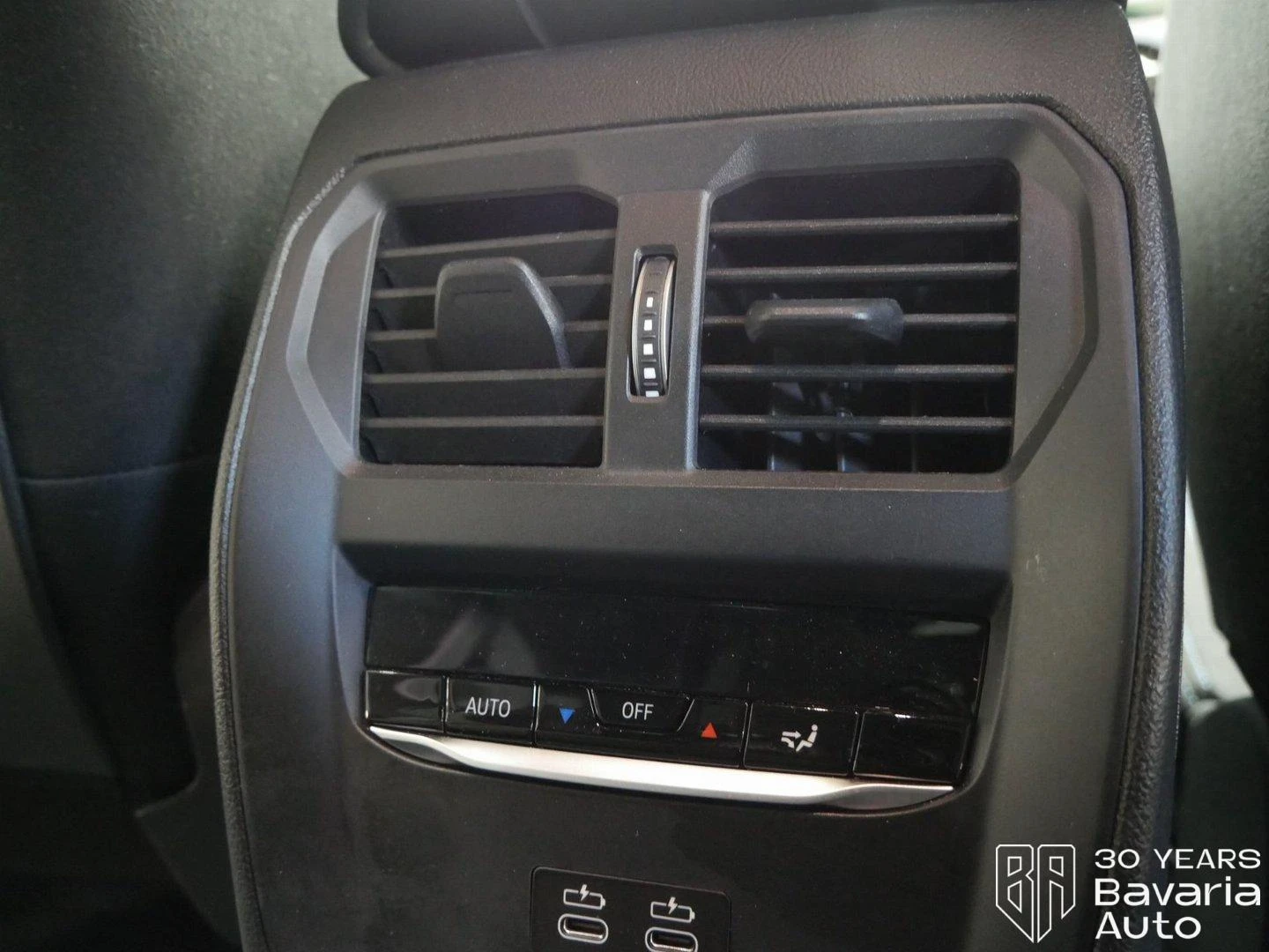 BMW i4 M60 xDrive, снимка 13 - Автомобили и джипове - 56506765