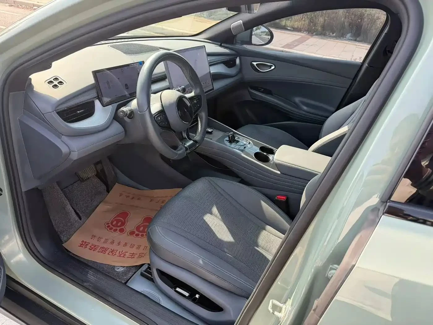 BYD Seal, снимка 8 - Автомобили и джипове - 56687337