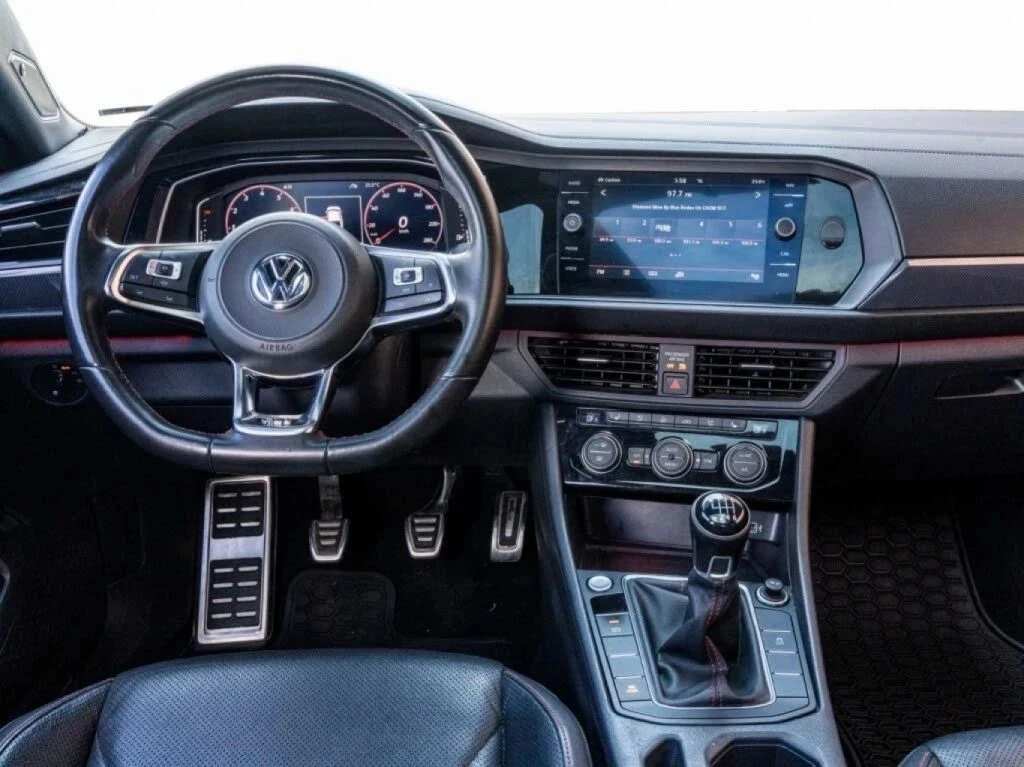 VW Jetta, снимка 11 - Автомобили и джипове - 56690024