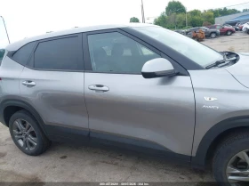 Kia Seltos 2.0l Lx, снимка 13