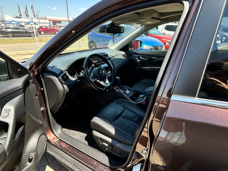 Nissan X-trail 1.7 dci 4x4 Tekna 6+ 1 , снимка 4 - Автомобили и джипове - 46605976