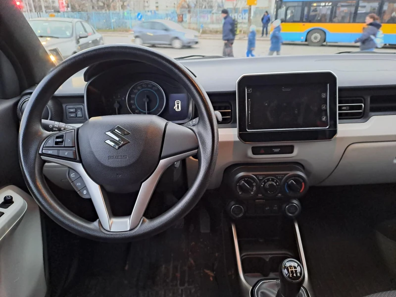 Suzuki Ignis 1.2 GL+ HYBRID 4X4 Коледна цена, снимка 12 - Автомобили и джипове - 48233647