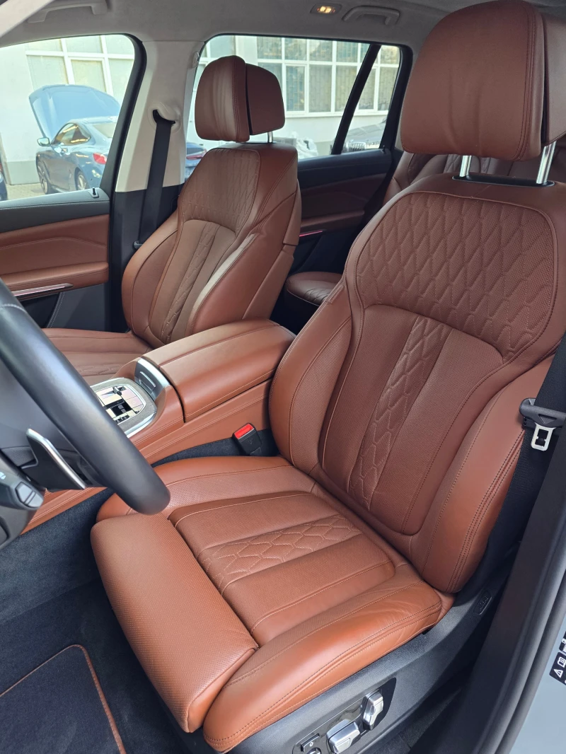 BMW X7 40d Facelift Individual, снимка 5 - Автомобили и джипове - 52083817