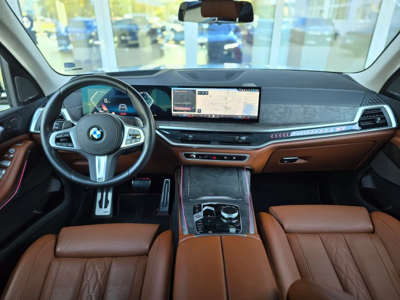 BMW X7 40d Facelift Individual, снимка 8 - Автомобили и джипове - 52083817
