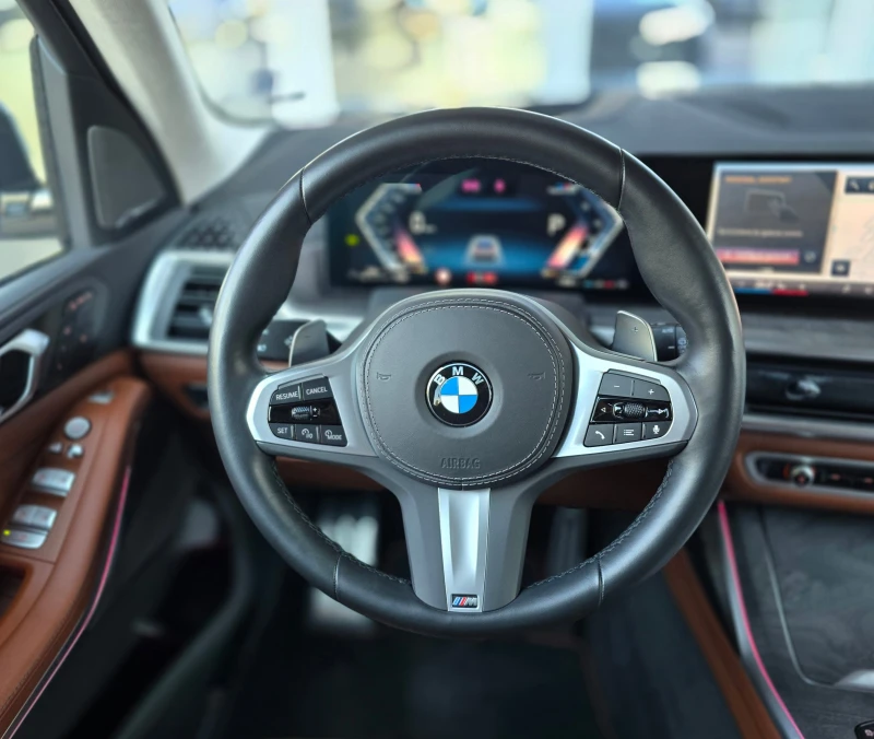 BMW X7 40d Facelift Individual, снимка 9 - Автомобили и джипове - 52083817