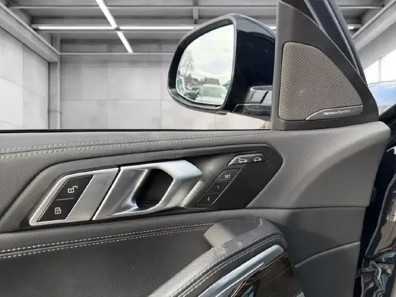 BMW X6 40d xDrive = M-Sport Pro = Гаранция, снимка 4 - Автомобили и джипове - 54884811