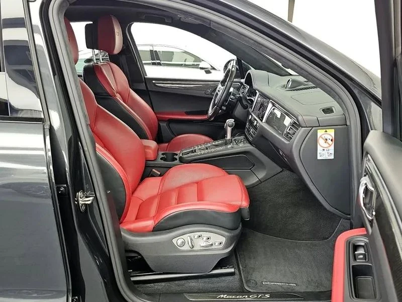 Porsche Macan, снимка 11 - Автомобили и джипове - 56711794