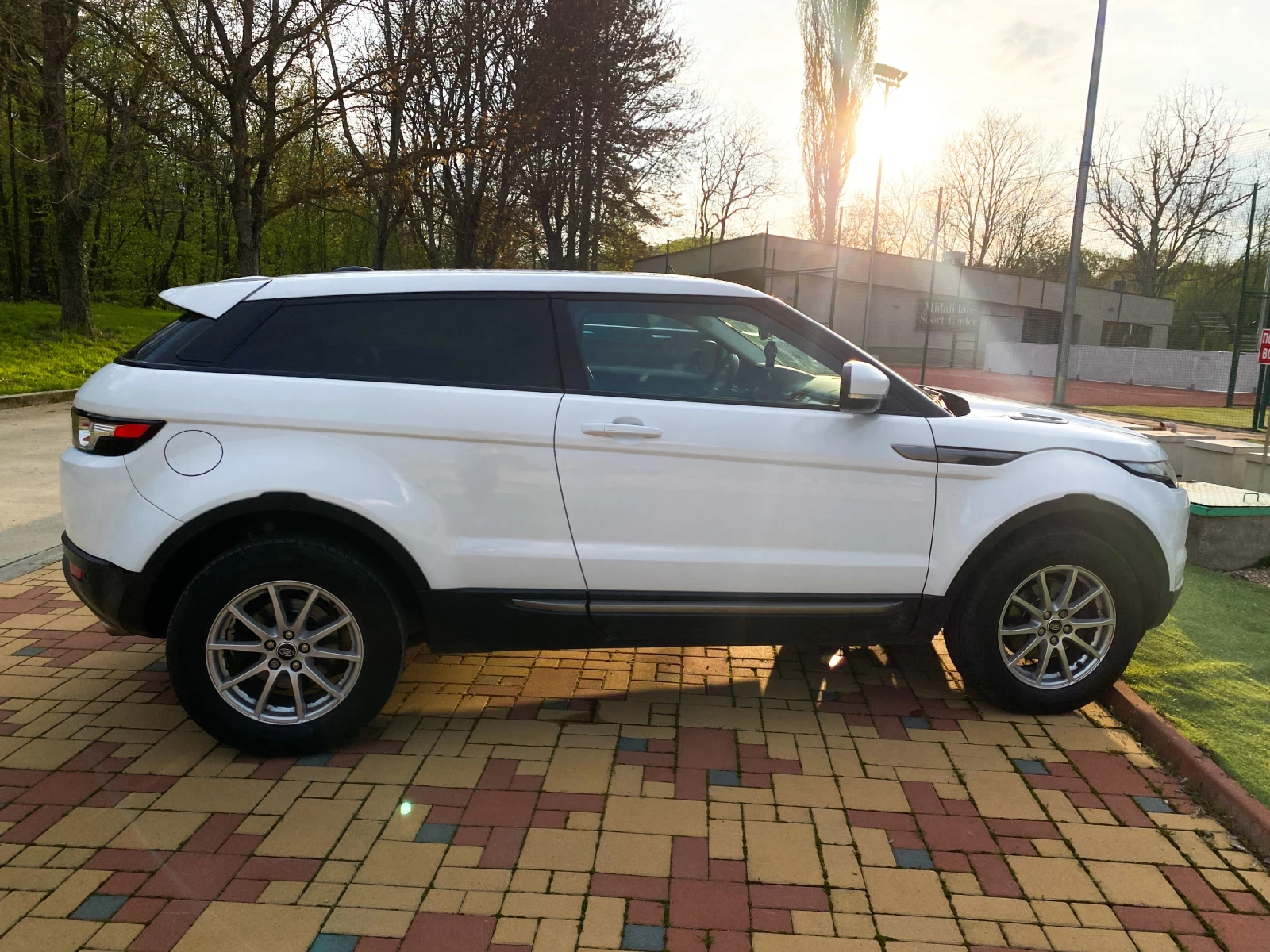 Land Rover Range Rover Evoque  - изображение 4