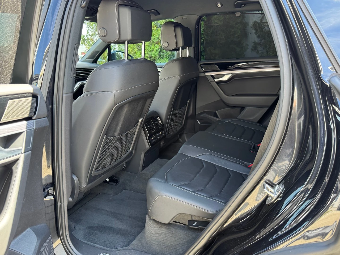 VW Touareg V6 TDI BMT 4MOTION - изображение 7