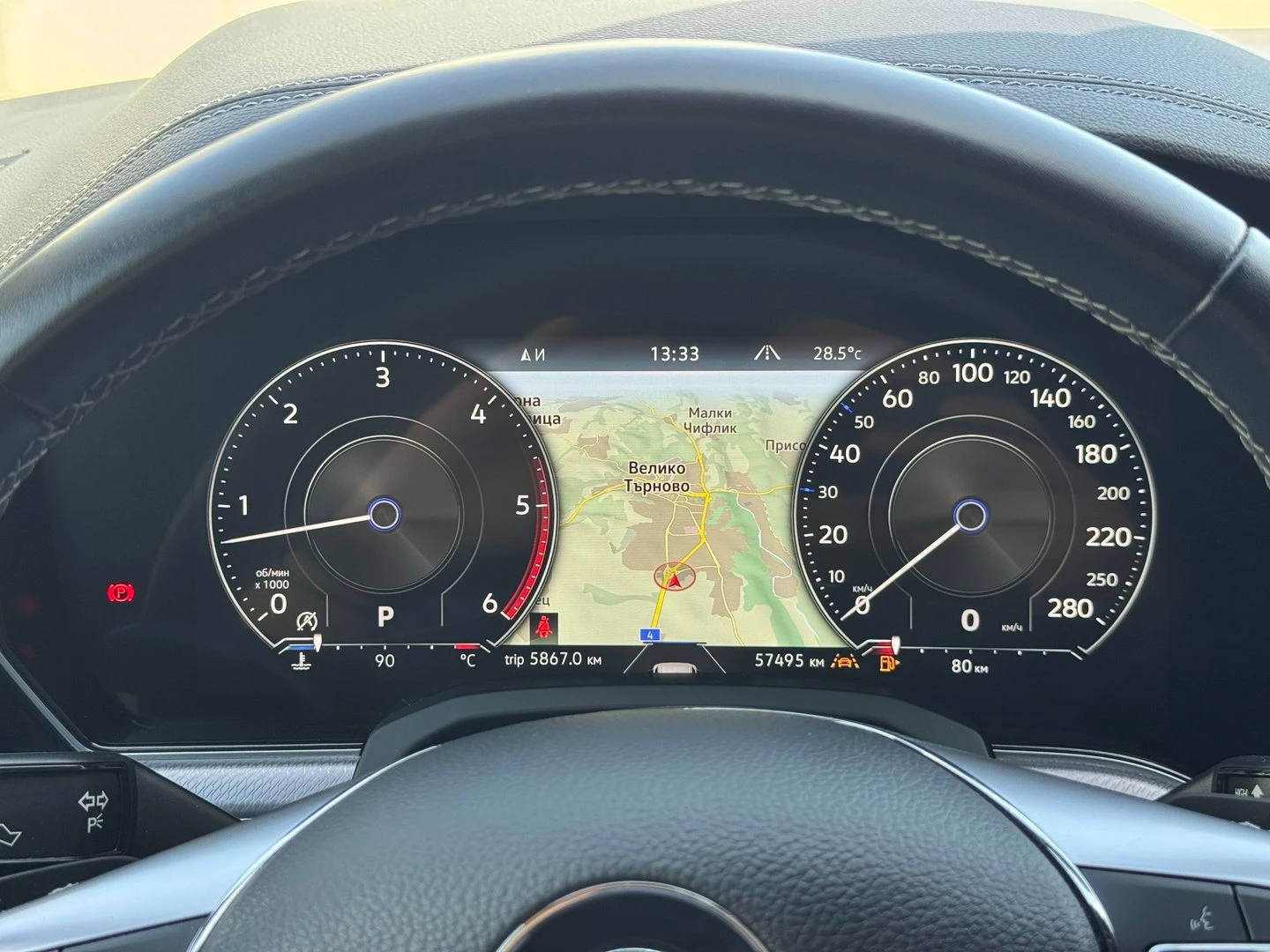 VW Touareg V6 TDI BMT 4MOTION - изображение 9