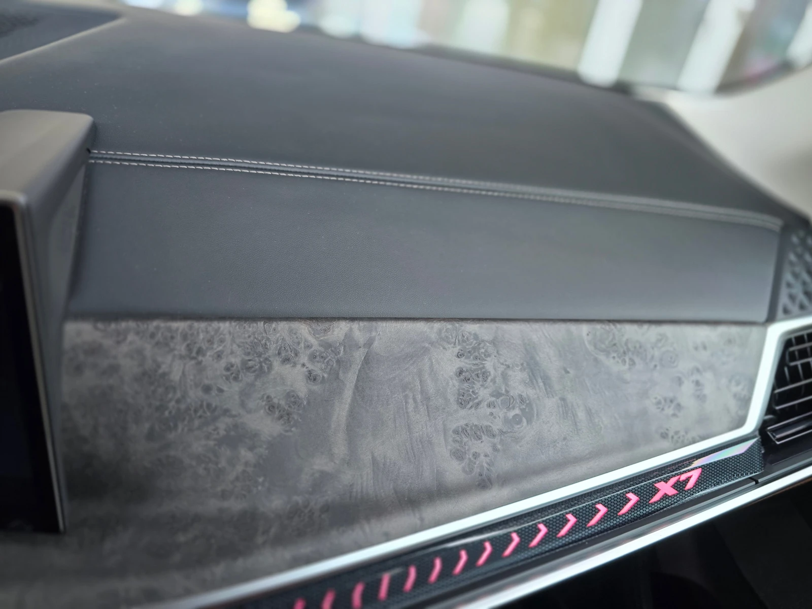 BMW X7 40d Facelift Individual | Mobile.bg   12