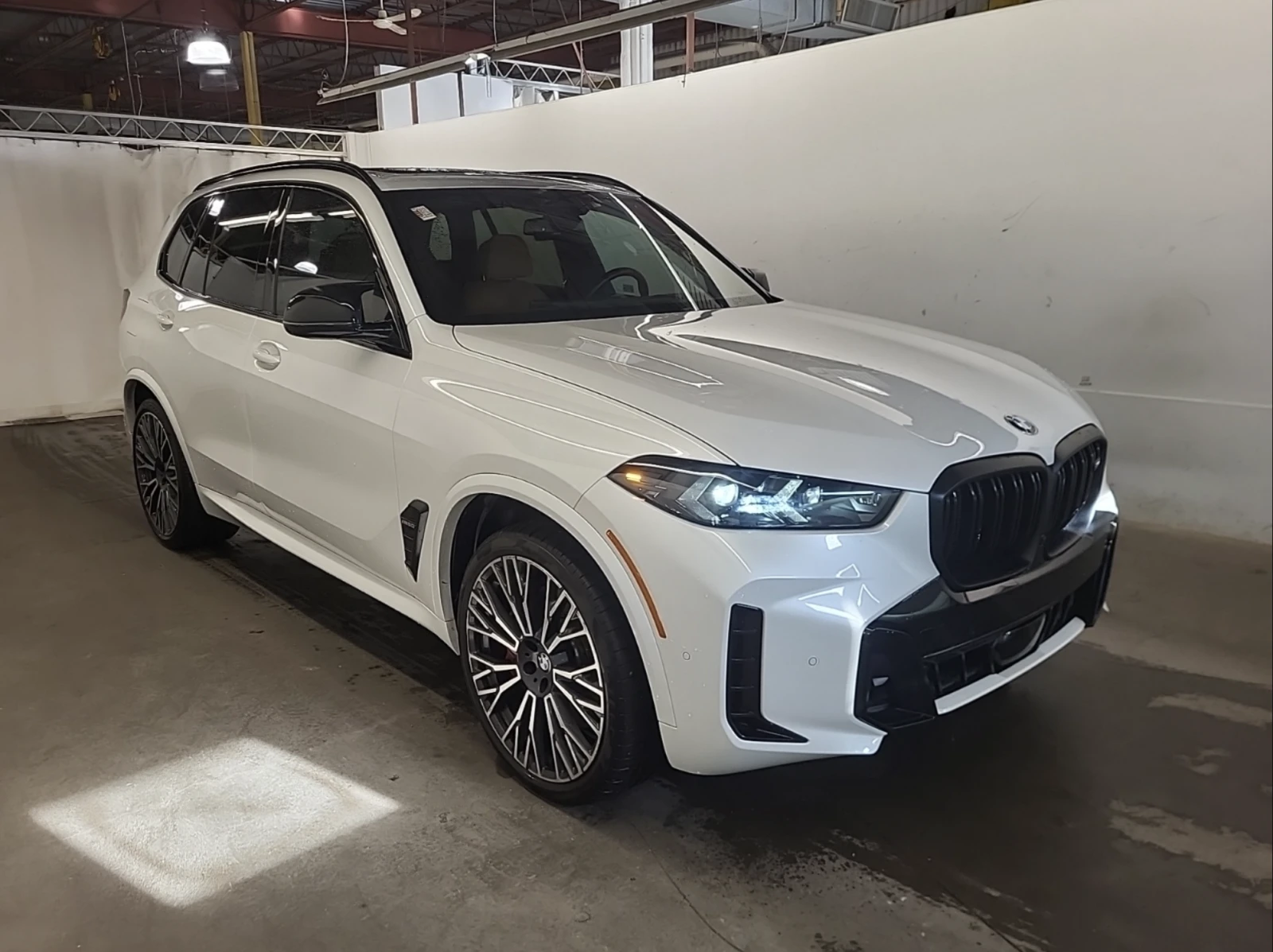 BMW X5 2024 BMW X5 M60I XDRIVE - изображение 3
