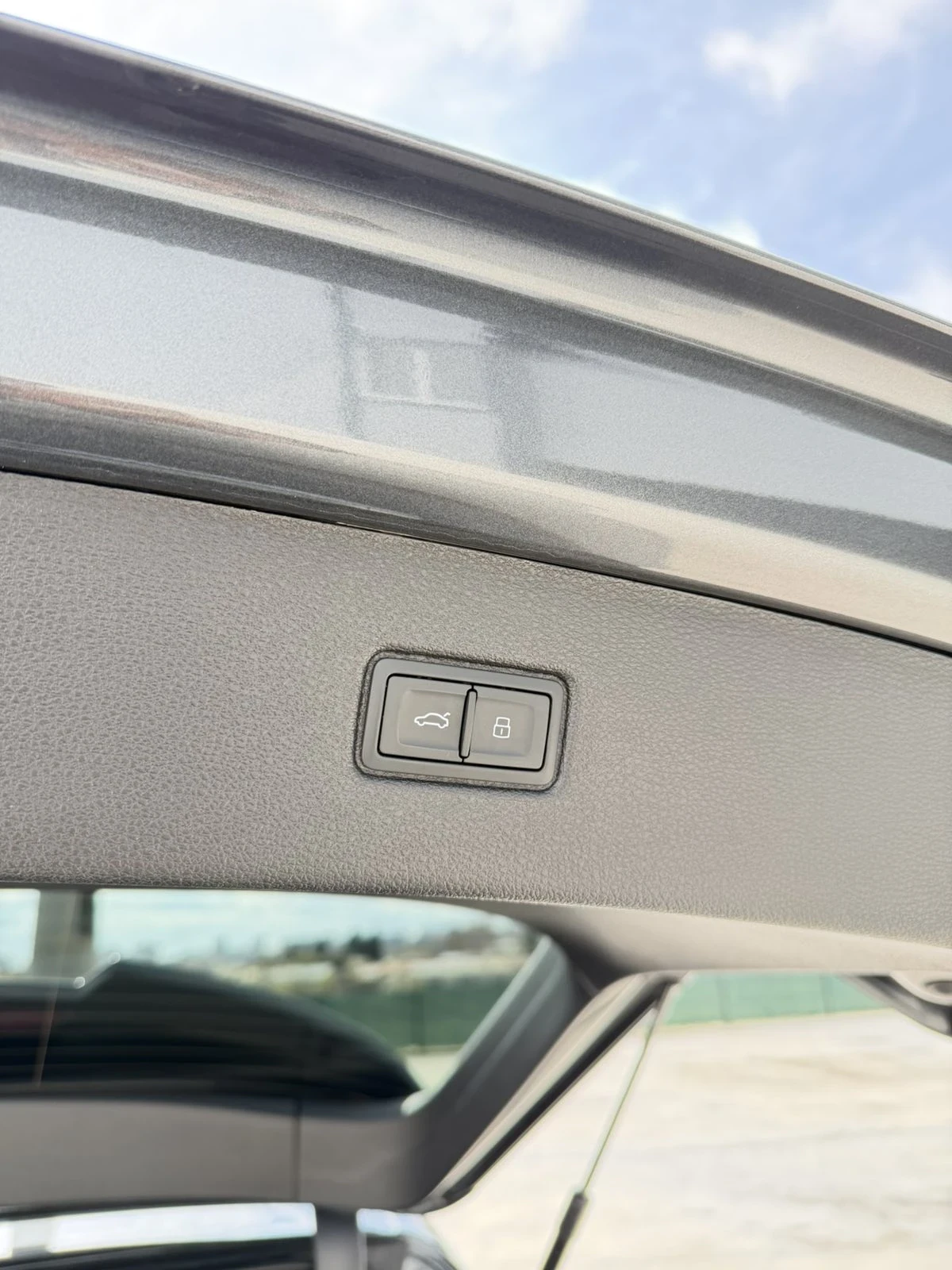 Audi SQ7 4.0 TFSI, снимка 17 - Автомобили и джипове - 54162735