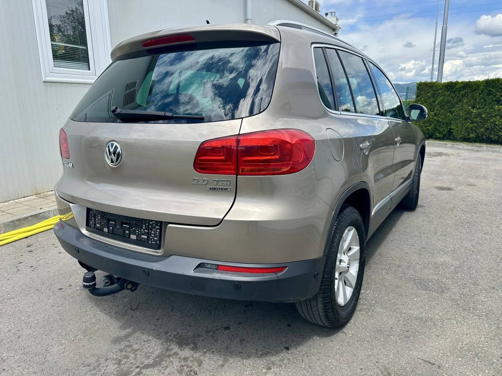 VW Tiguan 2.0 TFSI , снимка 3 - Автомобили и джипове - 54564608
