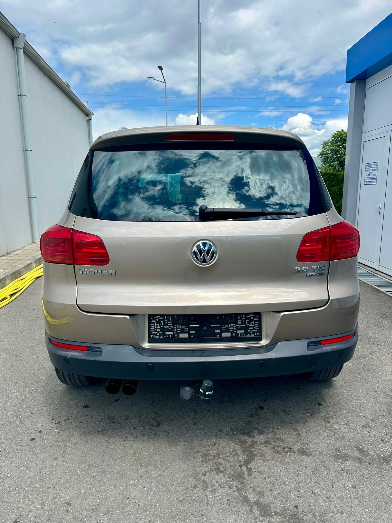 VW Tiguan 2.0 TFSI , снимка 4 - Автомобили и джипове - 54564608