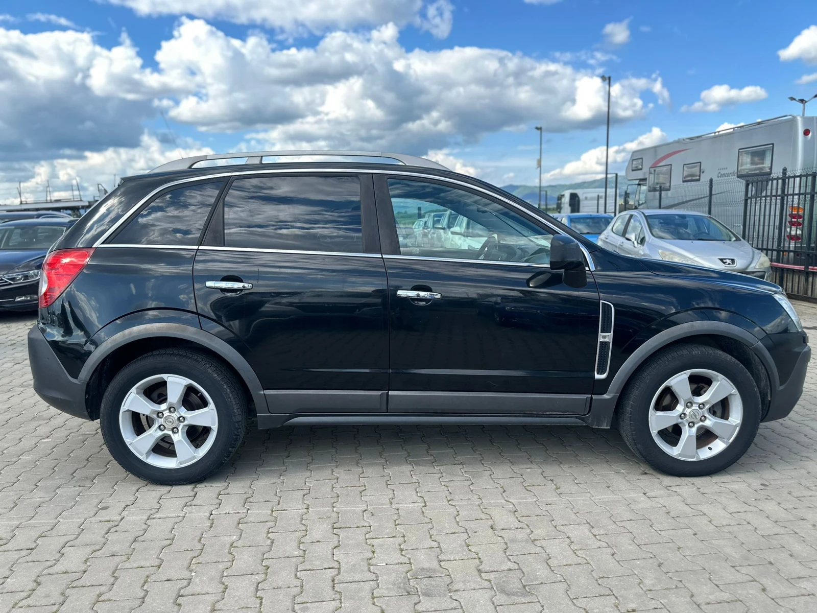 Opel Antara / 2.0D / 150HP / AUTOMAT / KOJA /, снимка 6 - Автомобили и джипове - 54633536
