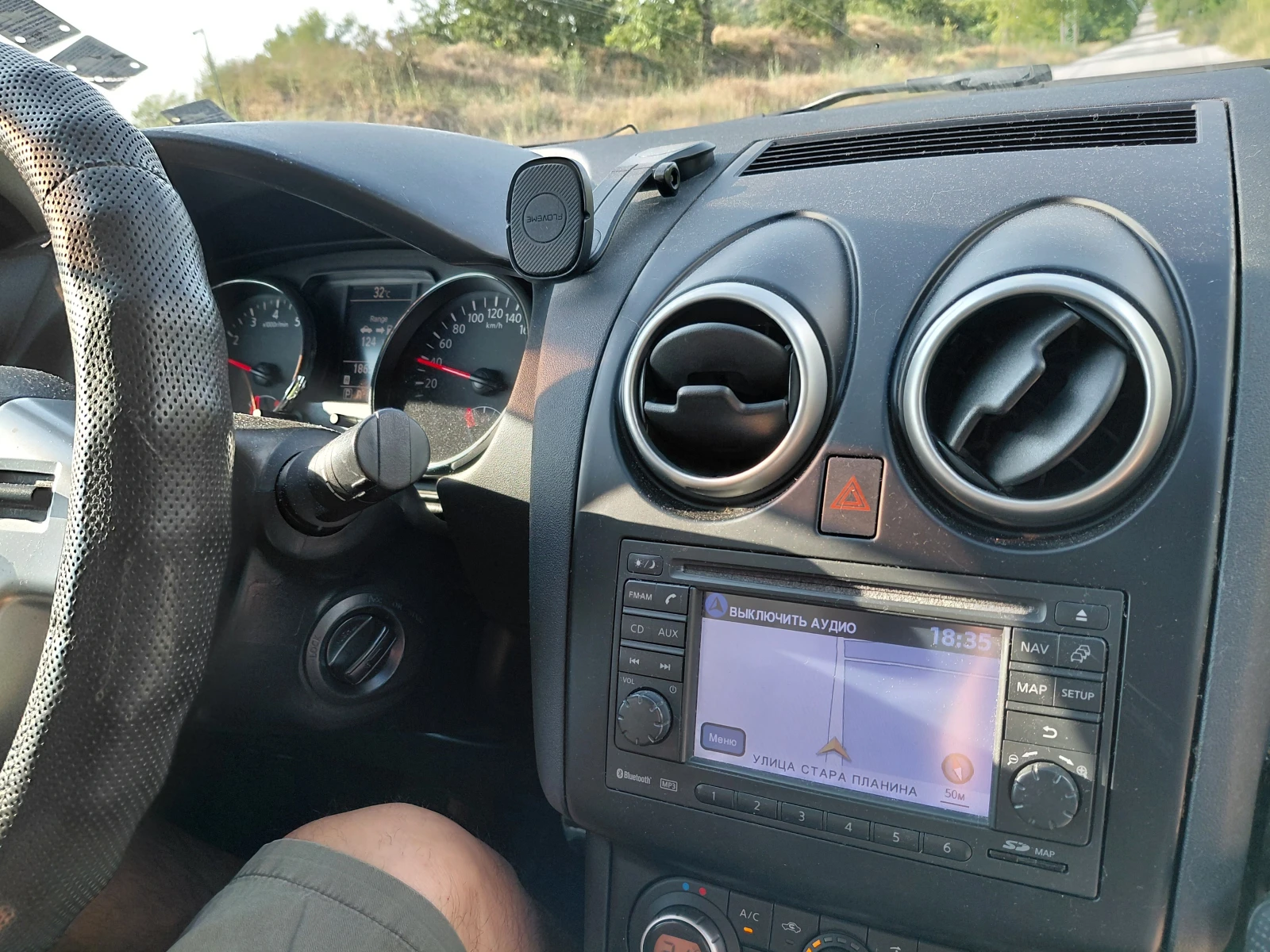 Nissan Qashqai, снимка 8 - Автомобили и джипове - 55250159