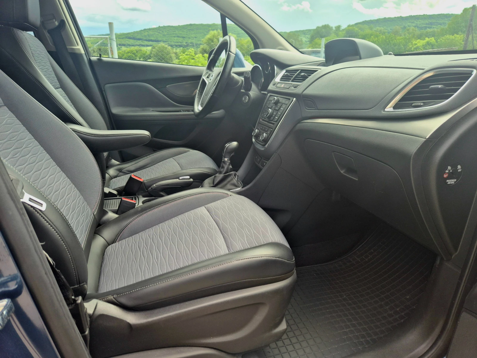 Opel Mokka 1.6/4x4/Full, снимка 9 - Автомобили и джипове - 55382611