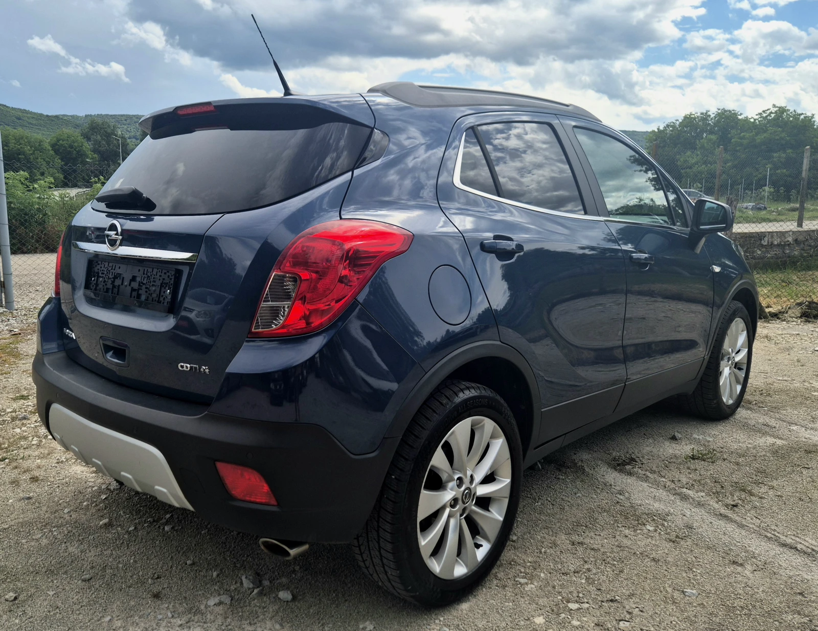Opel Mokka 1.6/4x4/Full, снимка 5 - Автомобили и джипове - 55382611