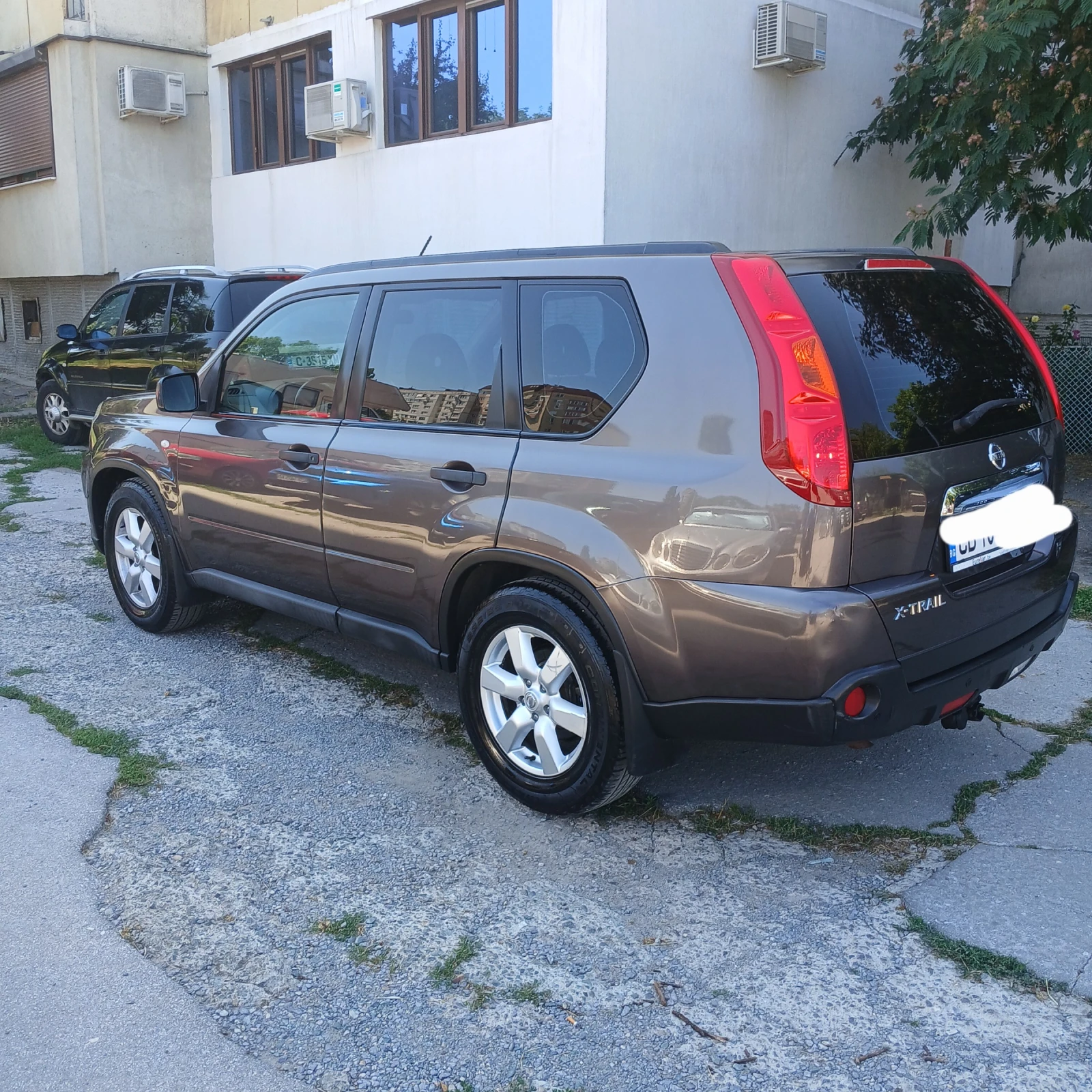 Nissan X-trail 6 СКОРОСТИ 4х4 , снимка 4 - Автомобили и джипове - 55538459